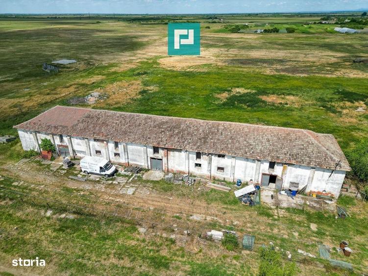 Spațiu comercial, de 455 mp, în Zărand