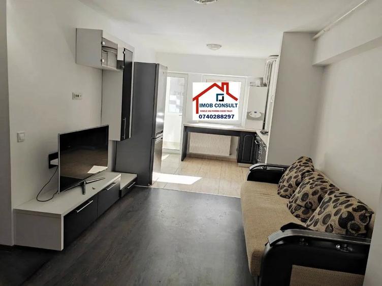 Apartament cu 3 camere decomandat în Nord
