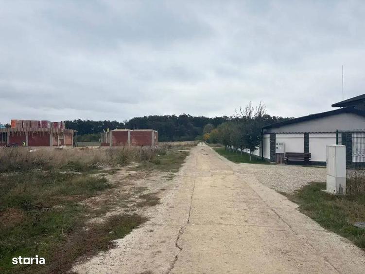 Teren de 2500 mp, în Central
