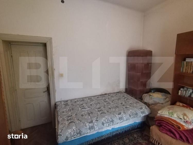 Casă cu 9 camere cu Teren 740 Mp în Micro 9