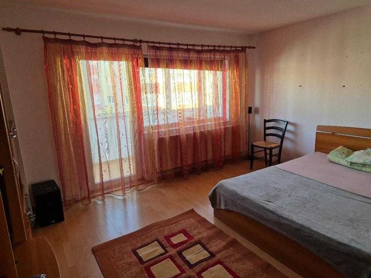 Apartament cu 2 camere decomandat în Scriitorilor