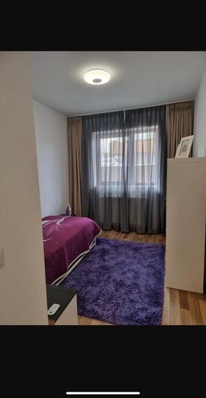 Apartament cu 3 camere decomandat în Exterior Vest