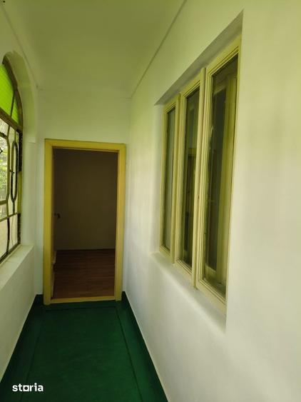 Casă cu 3 camere cu Teren 191 Mp în 23 August