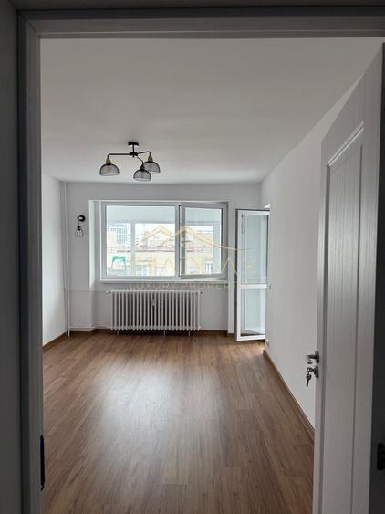 Apartament cu 4 camere în Timpuri Noi