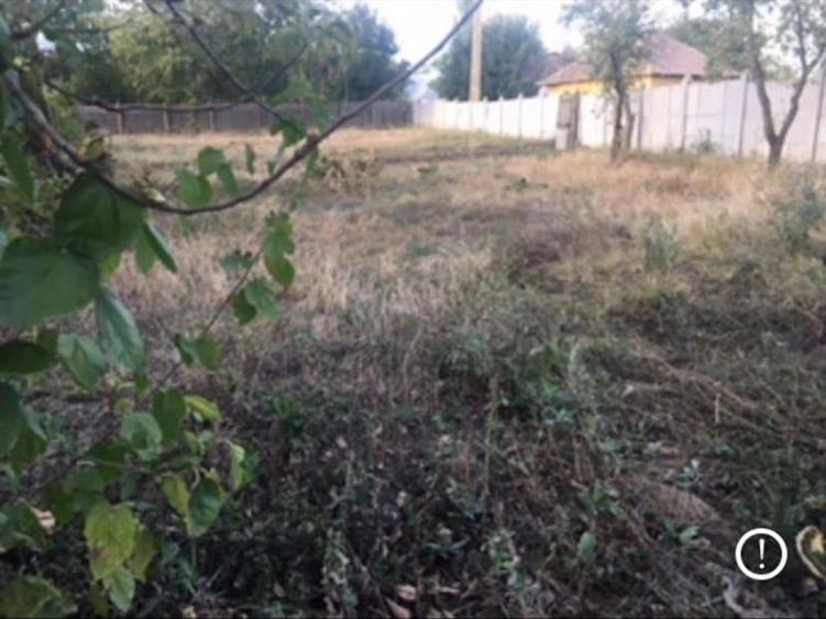 Casă individuală cu 4 camere cu Teren 2000 Mp în Exterior Nord