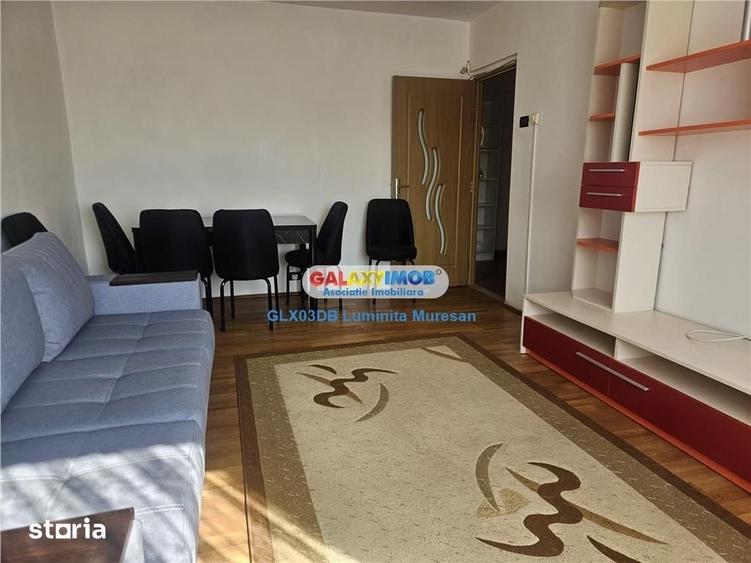 Apartament cu 2 camere decomandat în Micro 12