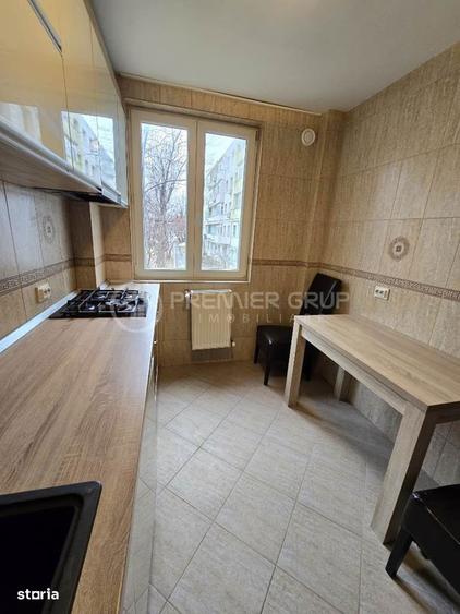 Apartament cu 2 camere semidecomandat în Podu Roș