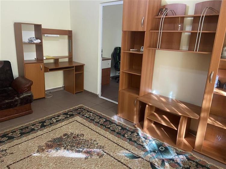 Apartament cu 2 camere nedecomandat, mobilat în Gară