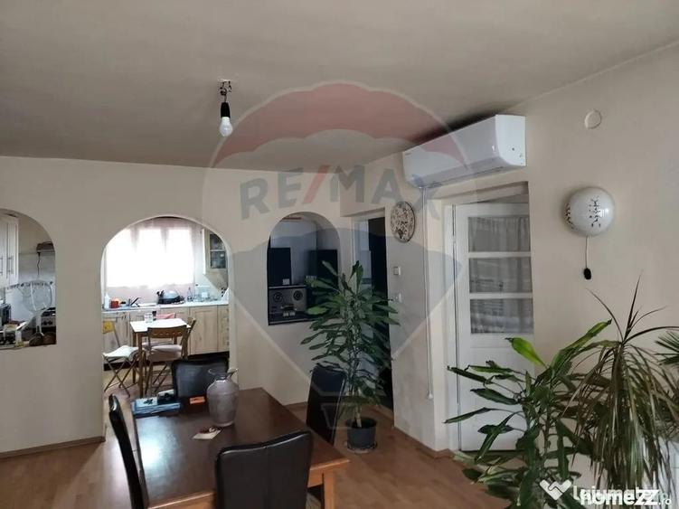 Casa / Vila cu 4 camere de vanzare - 7