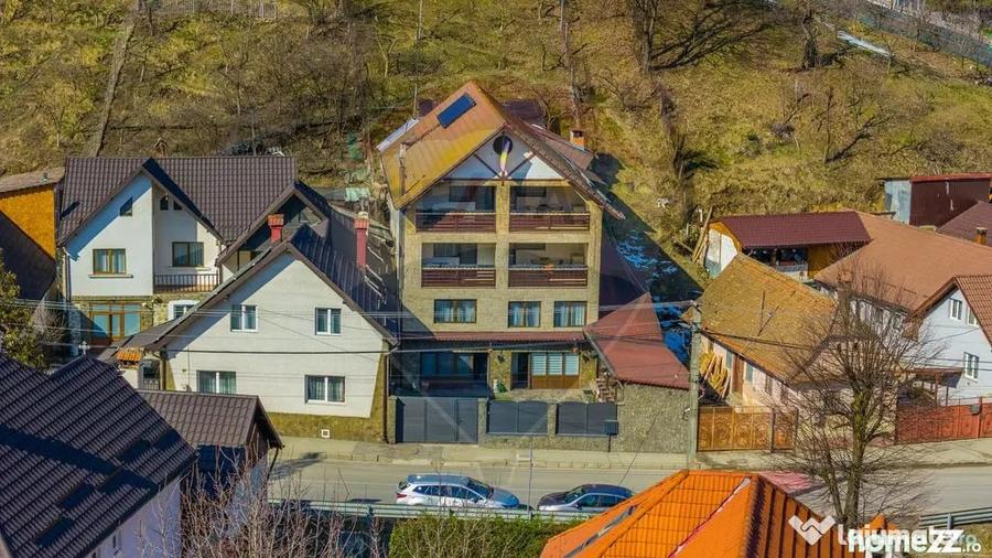Casă cu 4 camere cu Teren 443 Mp în Poiana Mărului