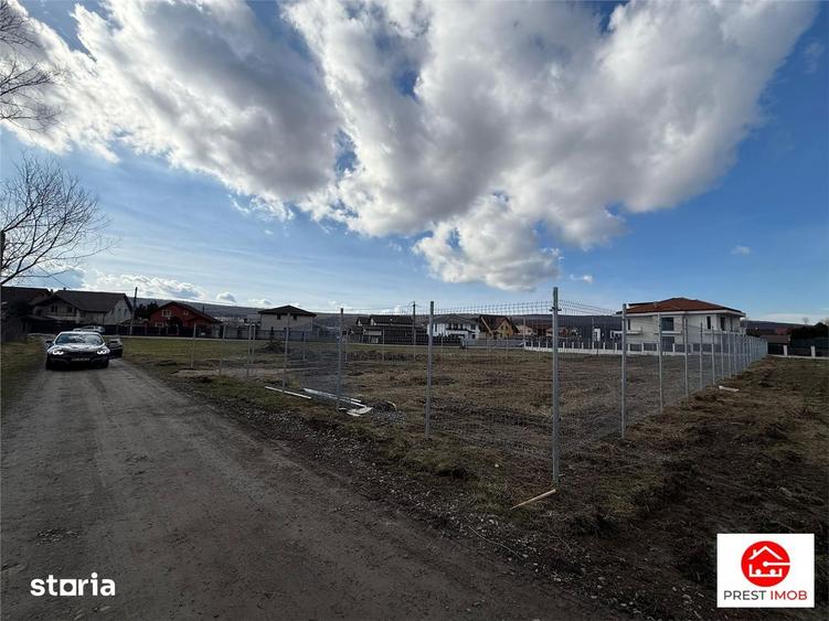 Teren de 812 mp, în Corunca