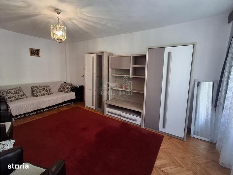 Apartament cu 2 camere decomandat în Mihai Viteazul