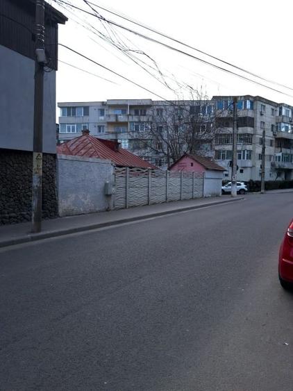Casă individuală cu 4 camere cu Teren 198 Mp în Faleza Nord