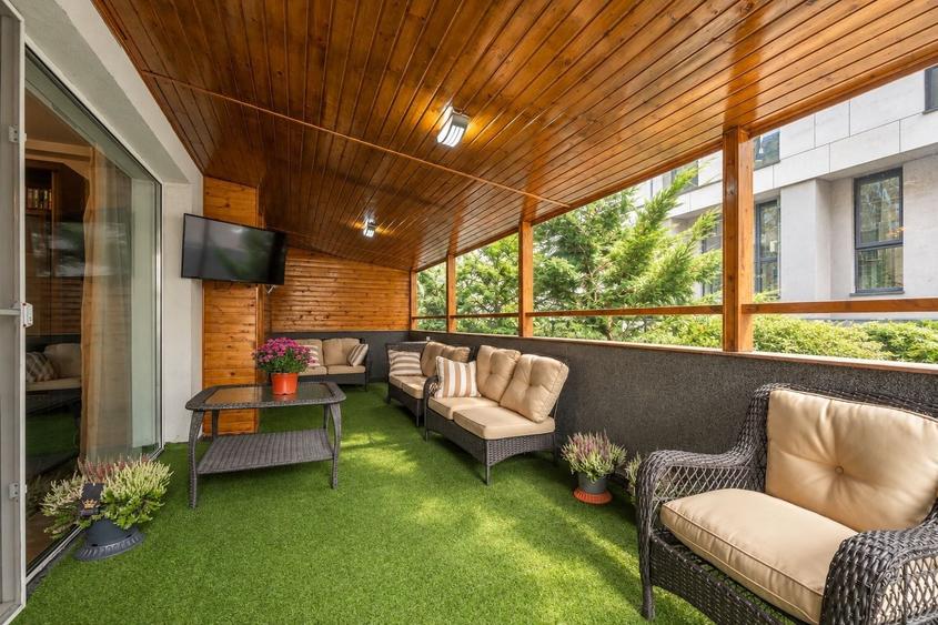 Apartament cu 4 camere decomandat, mobilat în Herăstrău