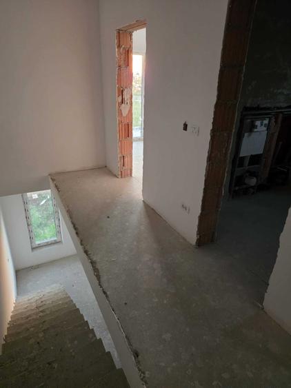 Casă cu 4 camere în Giarmata