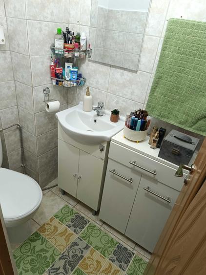 Apartament cu 3 camere decomandat în Micro 16