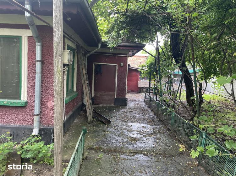Casă cu 3 camere cu Teren 307 Mp în Ion Creangă