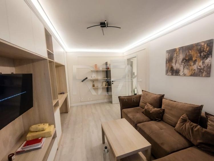 Apartament cu 3 camere decomandat, mobilat în Titan