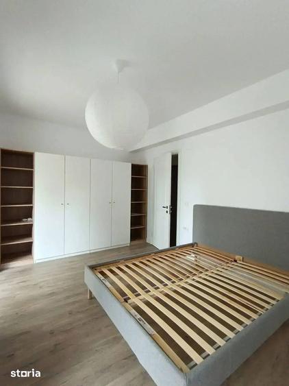Apartament cu 4 camere în Armeneasca
