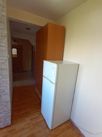 Apartament cu 2 camere decomandat, mobilat în Galata