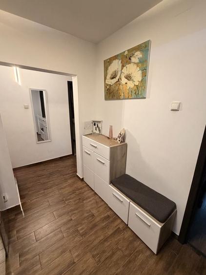 Apartament cu 2 camere decomandat în Colentina