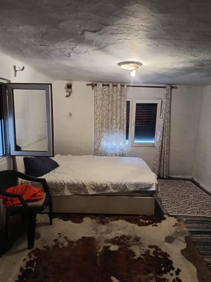Casă cu 2 camere în Saschiz