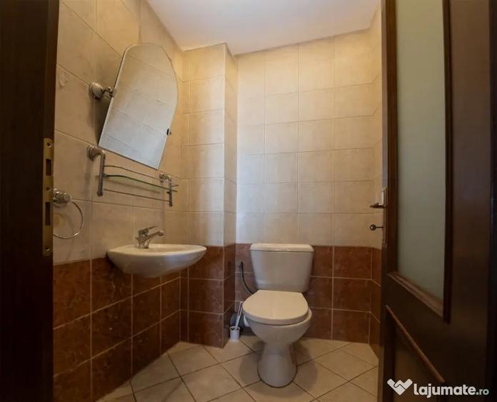 Apartament cu 4 camere decomandat în Dorobanți