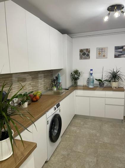 Apartament 3 camere, 74 mp, zona Micro 5 - 2