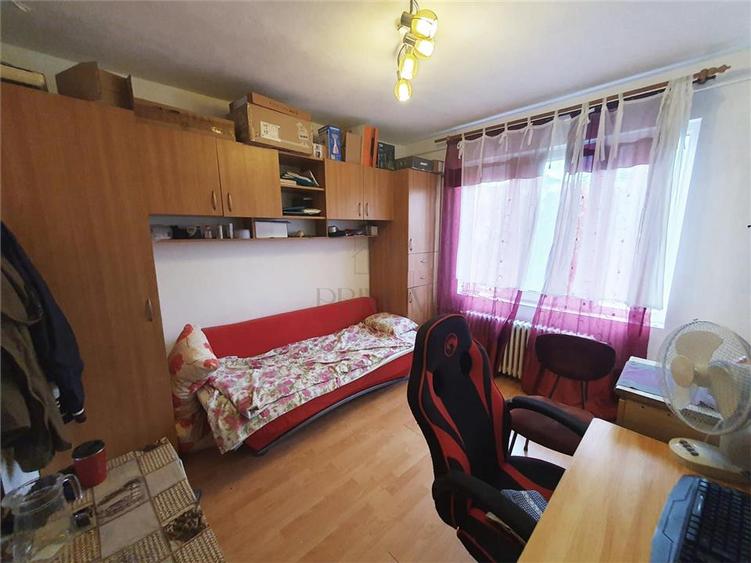 Garsonieră semidecomandată, mobilată în Complex Studențesc