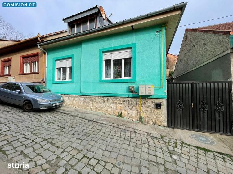 Casă cu 3 camere decomandat în Muncitoresc