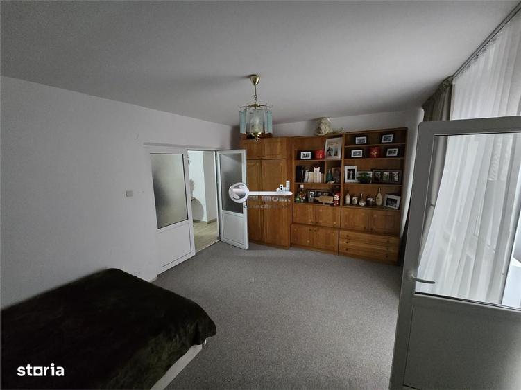 Apartament cu 2 camere decomandat în Albești