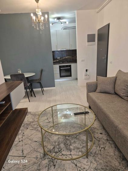 Apartament cu 2 camere decomandat în Mihai Bravu