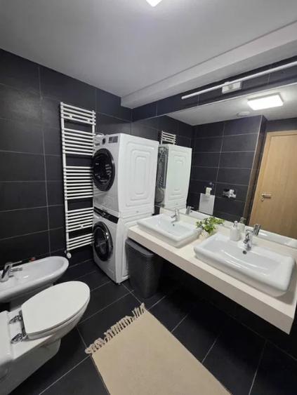 Apartament cu 3 camere semidecomandat în Pipera