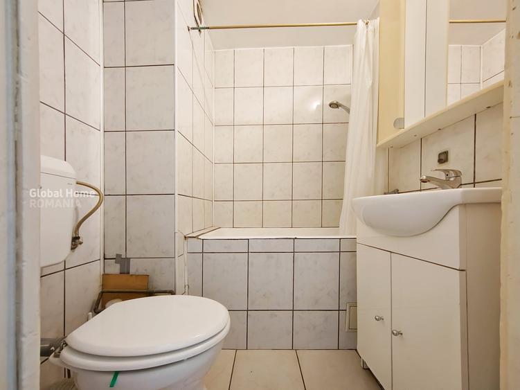 Apartament cu 2 camere semidecomandat, mobilat în P-ța Romană