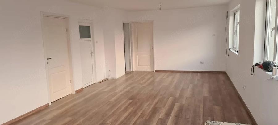 Casă cu Teren 350 Mp în Cojasca