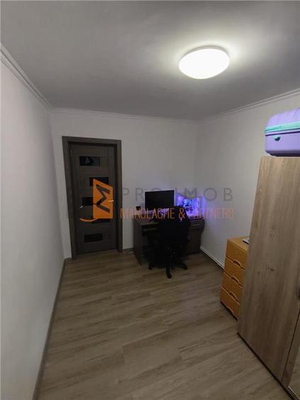 Apartament cu 3 camere decomandat, mobilat în Unirii Nord