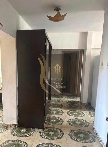 Apartament cu 3 camere decomandat în Octavian Goga