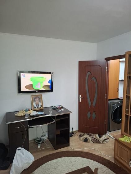 Apartament cu 2 camere semidecomandat în Alexandru cel Bun