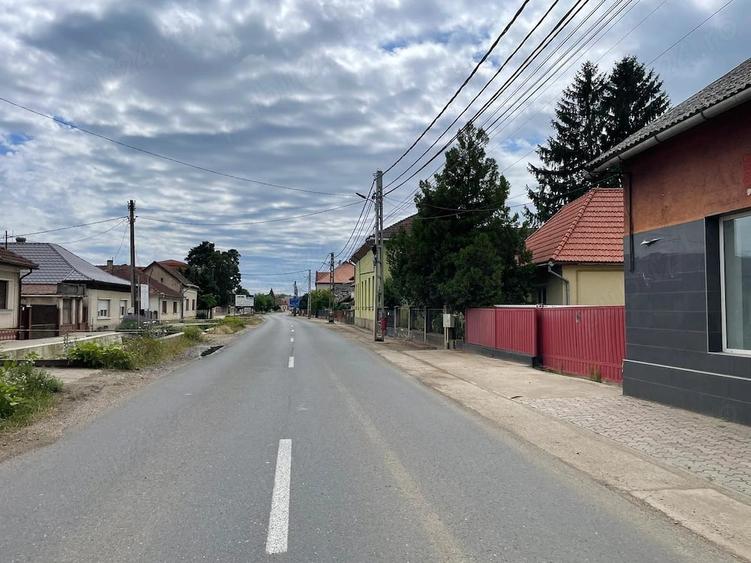 Spațiu comercial, de 300 mp, în Central