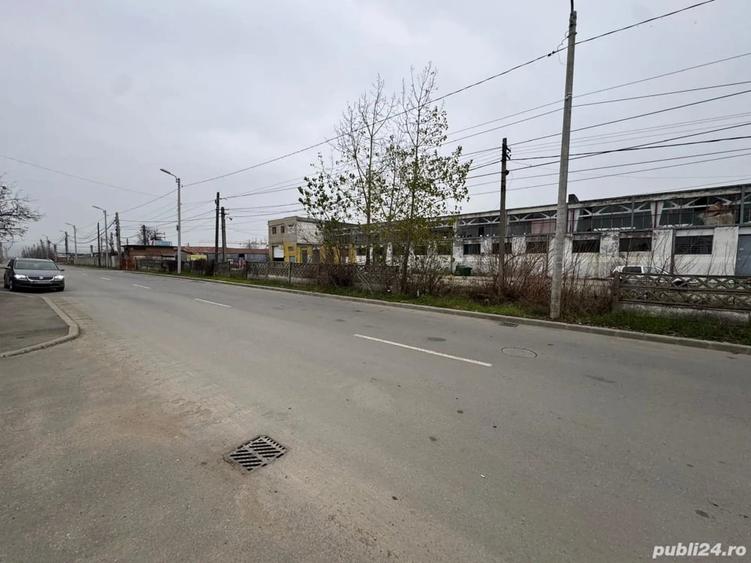 Spațiu comercial, de 3,000 mp, în Industrial