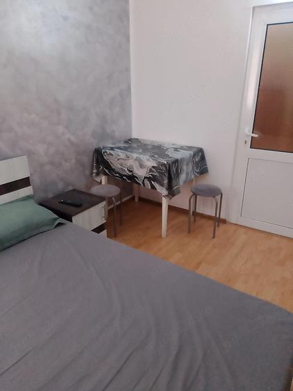 Garsonieră decomandată în Traian