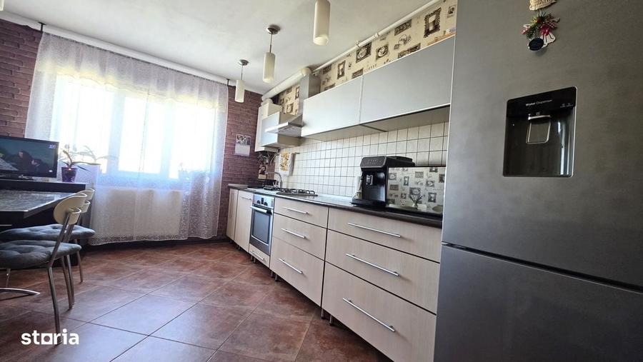 Apartament cu 2 camere în Triaj