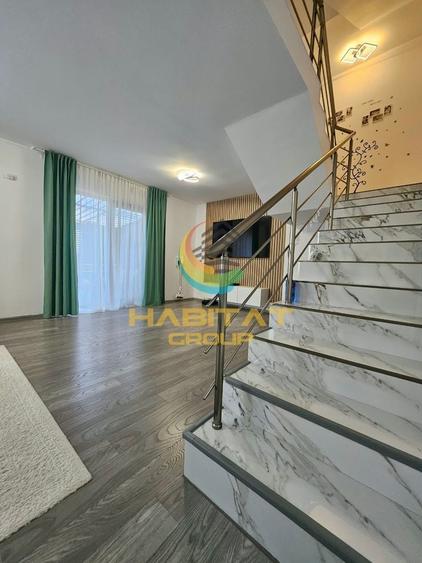 Duplex cu 4 camere cu Canalizare în Central