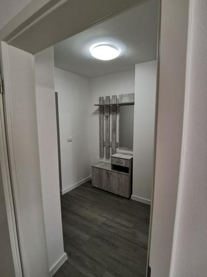 Apartament cu 2 camere semidecomandat, mobilat în Sinaia