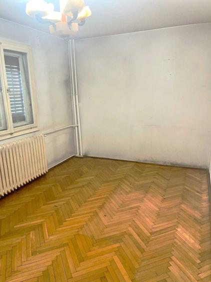 Apartament cu 3 camere semidecomandat în Gheorgheni