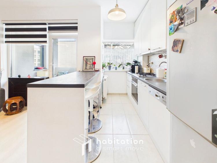 Apartament cu 4 camere decomandat, mobilat în Central