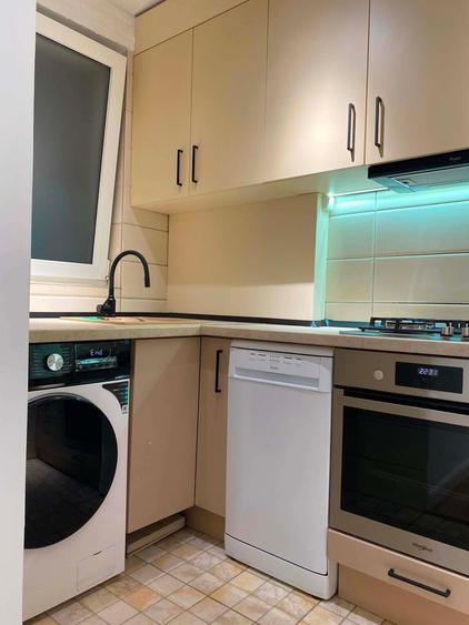 Apartament cu 2 camere decomandat în Sala Palatului