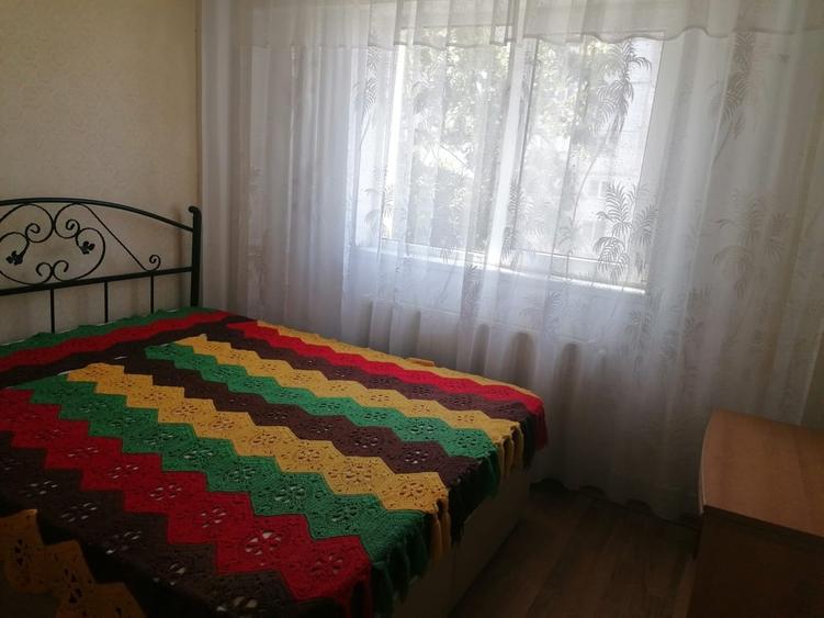 Apartament cu 2 camere decomandat în Titan