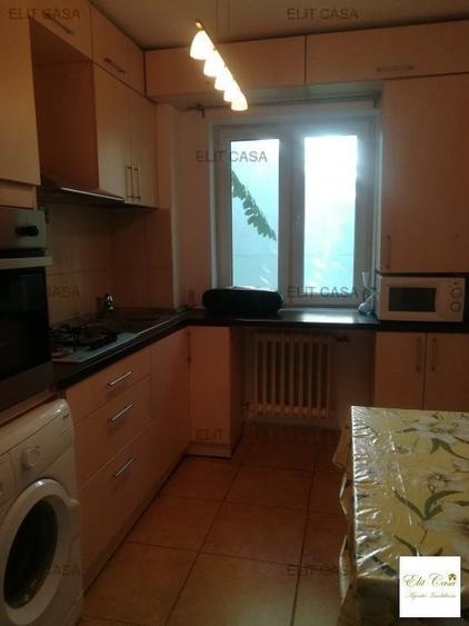 Apartament cu 3 camere decomandat, mobilat în Tătărași