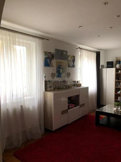 Apartament cu 3 camere decomandat, mobilat în Mureșeni